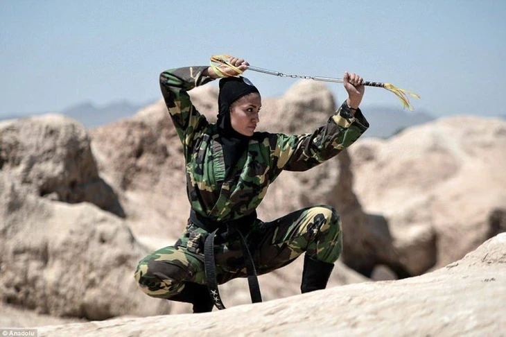 Chuyện về 'đạo quân' ninja nữ của Iran Chuyện về 'đạo quân' ninja nữ của Iran