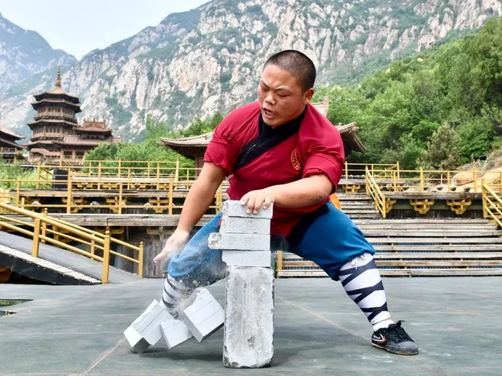 Những môn võ có thật nhưng bị Kim Dung phóng đại quá đà Những môn võ có thật nhưng bị Kim Dung phóng đại quá đà