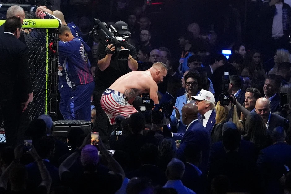 Thất bại gây sốc tại sự kiện UFC ở Nhà Trắng Thất bại gây sốc tại sự kiện UFC ở Nhà Trắng