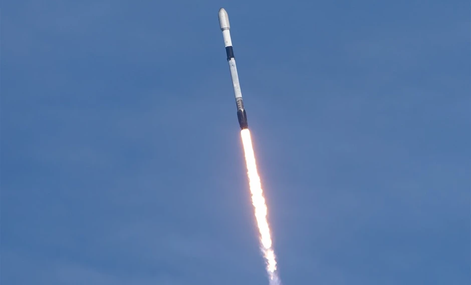 Công ty của ông Phạm Nhật Vượng sẽ đưa vệ tinh lên quỹ đạo bằng tên lửa SpaceX Công ty của ông Phạm Nhật Vượng sẽ đưa vệ tinh lên quỹ đạo bằng tên lửa SpaceX