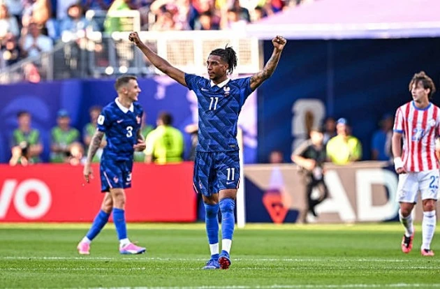 "Dị nhân" Olise gánh vác tham vọng World Cup của tuyển Pháp "Dị nhân" Olise gánh vác tham vọng World Cup của tuyển Pháp
