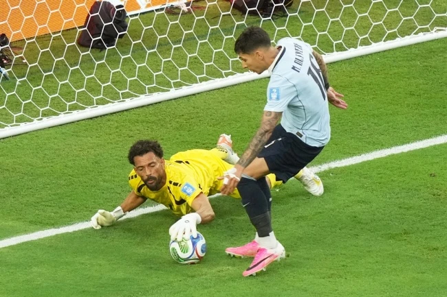 5 dấu ấn Uruguay 2-2 Cape Verde: Siêu phẩm lịch sử; "Gót chân Achilles" của đoàn quân Bielsa 5 dấu ấn Uruguay 2-2 Cape Verde: Siêu phẩm lịch sử; "Gót chân Achilles" của đoàn quân Bielsa