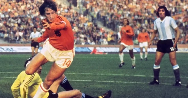 5 đội hình xuất sắc nhất không thể vô địch World Cup 5 đội hình xuất sắc nhất không thể vô địch World Cup