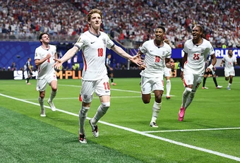 Anh 1-0 Argentina: Rogers kiến tạo, Gordon mở tỷ số