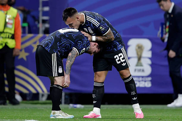 Anh 1-2 Argentina: Messi có lần thứ 3 góp mặt ở chung kết World Cup