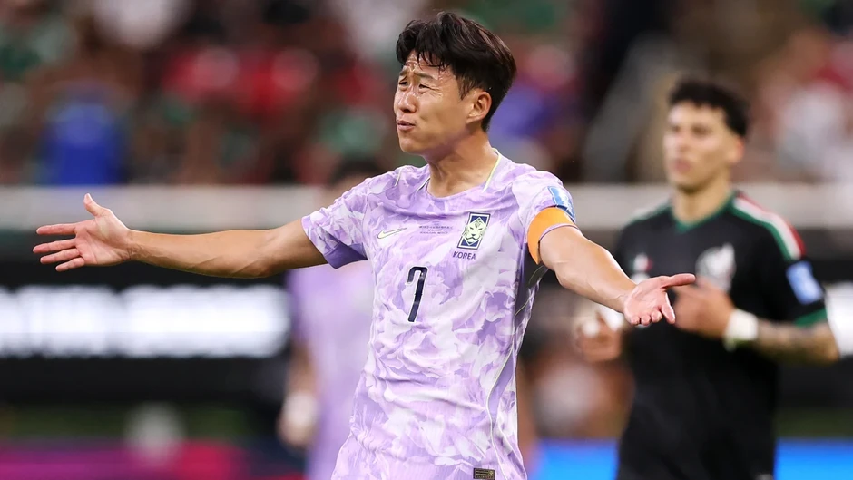 Ảo ảnh vỡ vụn của bóng đá Hàn Quốc tại World Cup Ảo ảnh vỡ vụn của bóng đá Hàn Quốc tại World Cup