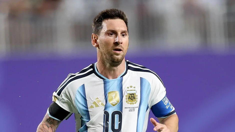Argentina trọn vẹn ôm lấy Messi sau hai thập kỷ chờ đợi Argentina trọn vẹn ôm lấy Messi sau hai thập kỷ chờ đợi