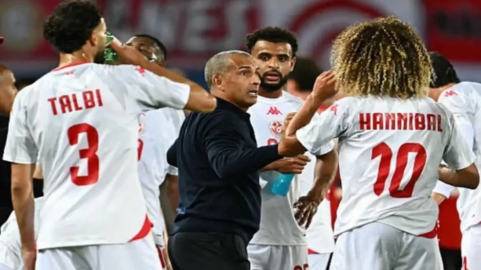Bài học về sự già rơ của bóng đá châu Phi tại World Cup Bài học về sự già rơ của bóng đá châu Phi tại World Cup