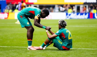 Bài học về sự già rơ của bóng đá châu Phi tại World Cup