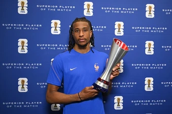 Bất ngờ lý do Chelsea loại bỏ Michael Olise