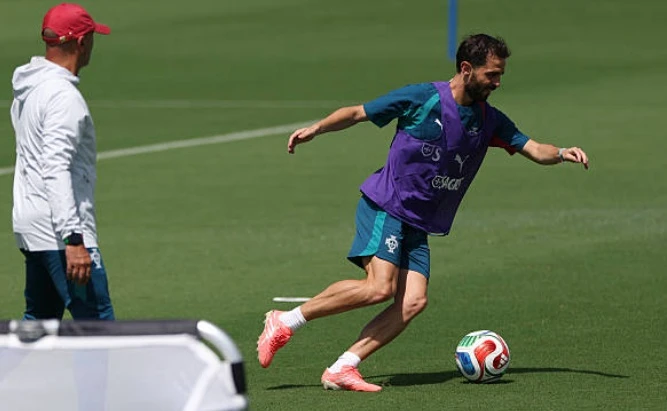 Bernardo Silva và nghịch lý tại tuyển Bồ Đào Nha