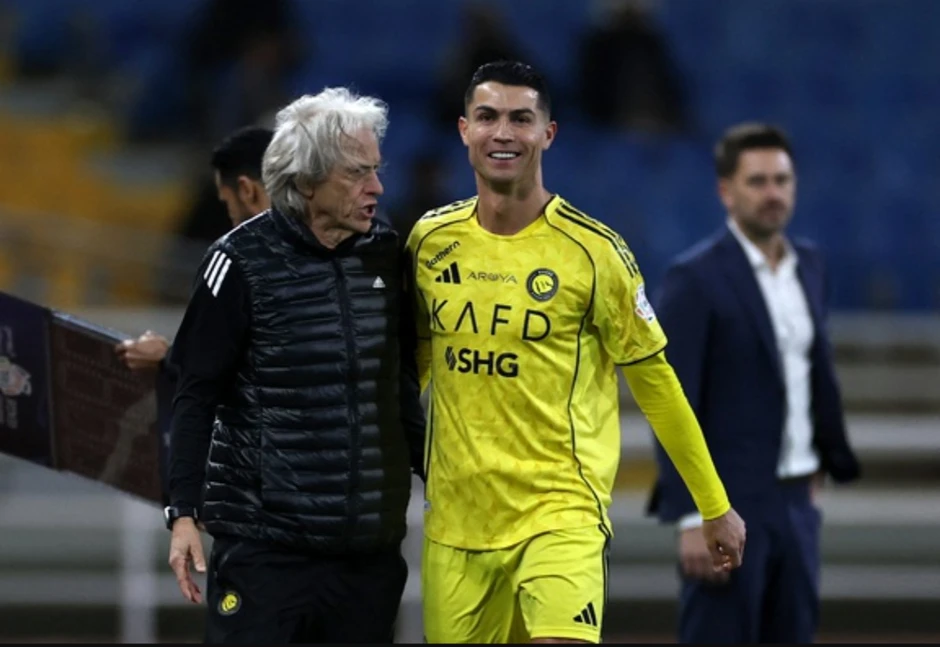 Bồ Đào Nha nhắm thầy cũ của Ronaldo thay Roberto Martinez Bồ Đào Nha nhắm thầy cũ của Ronaldo thay Roberto Martinez