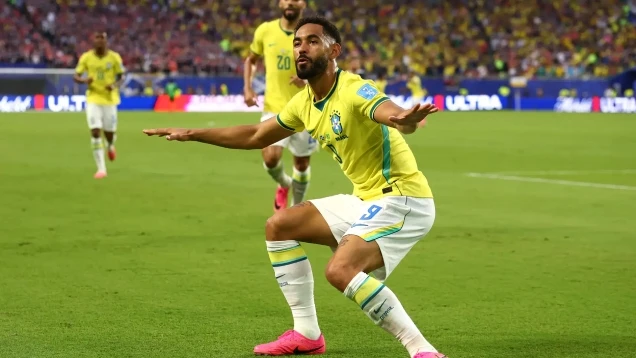 Bộ đôi MU lọt đội hình hay nhất của Ngoại hạng Anh ở vòng bảng World Cup 2026 Bộ đôi MU lọt đội hình hay nhất của Ngoại hạng Anh ở vòng bảng World Cup 2026