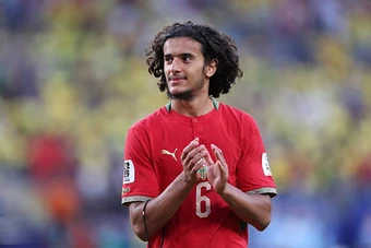 Bouaddi chưa vội quyết định tương lai để tập trung cho World Cup