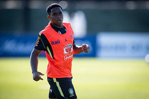 Brazil trả giá vì canh bạc Igor Thiago Brazil trả giá vì canh bạc Igor Thiago