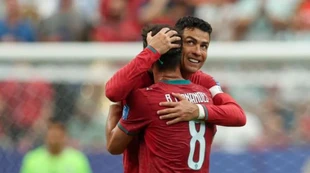 Bruno Fernandes chứng minh Thierry Henry đã sai về Ronaldo