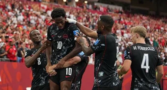 Canada viết trang sử mới sau trận thắng 6-0 Qatar