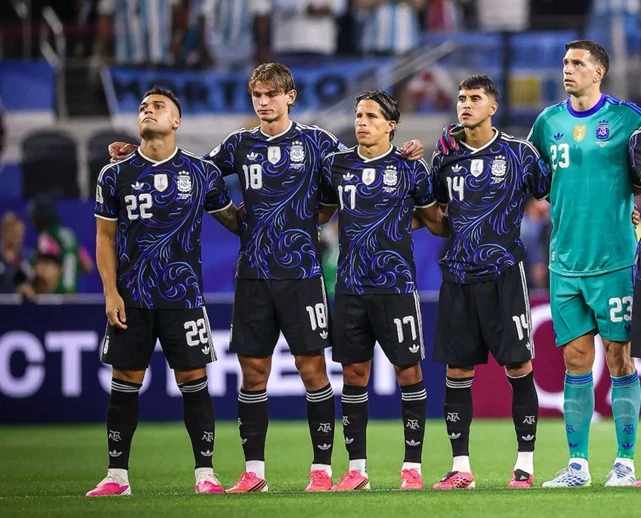 Chấm điểm Argentina: Messi lập kỷ lục, Lo Celso rực sáng Chấm điểm Argentina: Messi lập kỷ lục, Lo Celso rực sáng