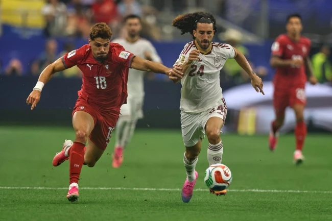 Chấm điểm tuyển Bồ Đào Nha: Nỗi buồn nơi Ronaldo; Fernandes nhạt nhòa Chấm điểm tuyển Bồ Đào Nha: Nỗi buồn nơi Ronaldo; Fernandes nhạt nhòa
