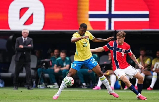 Chấm điểm tuyển Brazil: Điểm đen Guimaraes, Vinicius cô độc Chấm điểm tuyển Brazil: Điểm đen Guimaraes, Vinicius cô độc