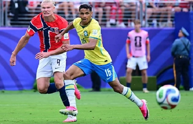 Chấm điểm tuyển Brazil: Điểm đen Guimaraes, Vinicius cô độc Chấm điểm tuyển Brazil: Điểm đen Guimaraes, Vinicius cô độc