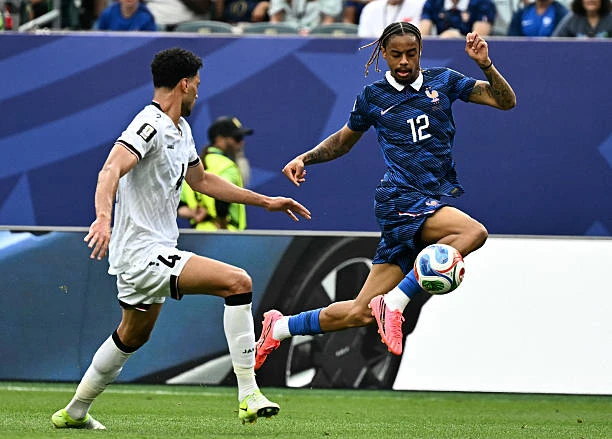 Chấm điểm tuyển Pháp: Mbappe bùng nổ; Sáng tạo như Olise Chấm điểm tuyển Pháp: Mbappe bùng nổ; Sáng tạo như Olise