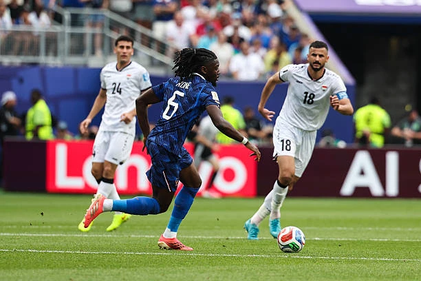 Chấm điểm tuyển Pháp: Mbappe bùng nổ; Sáng tạo như Olise Chấm điểm tuyển Pháp: Mbappe bùng nổ; Sáng tạo như Olise