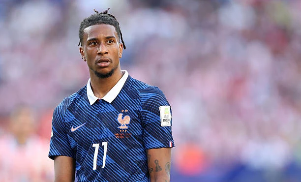 Chấm điểm tuyển Pháp: Mbappe thể hiện bản lĩnh; Olise gặp khó