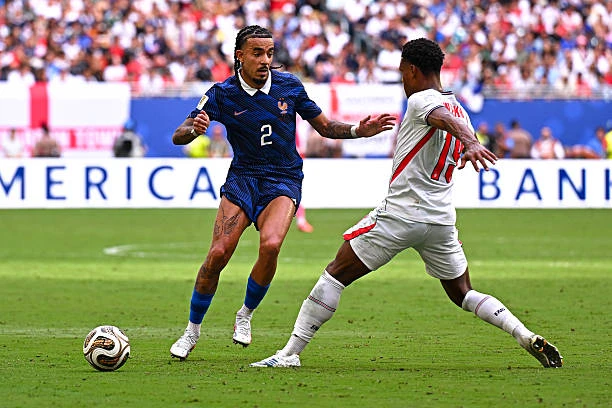 Chấm điểm tuyển Pháp: Mbappe xứng danh đầu tàu của "Les Bleus" Chấm điểm tuyển Pháp: Mbappe xứng danh đầu tàu của "Les Bleus"