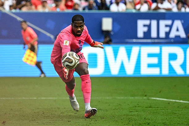 Chấm điểm tuyển Pháp: Mbappe xứng danh đầu tàu của "Les Bleus" Chấm điểm tuyển Pháp: Mbappe xứng danh đầu tàu của "Les Bleus"