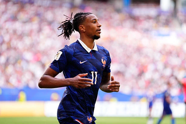 Chấm điểm tuyển Pháp: Mbappe xứng danh đầu tàu của "Les Bleus" Chấm điểm tuyển Pháp: Mbappe xứng danh đầu tàu của "Les Bleus"