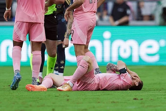 Chấn thương của Messi đe dọa đợt hội quân cùng Argentina