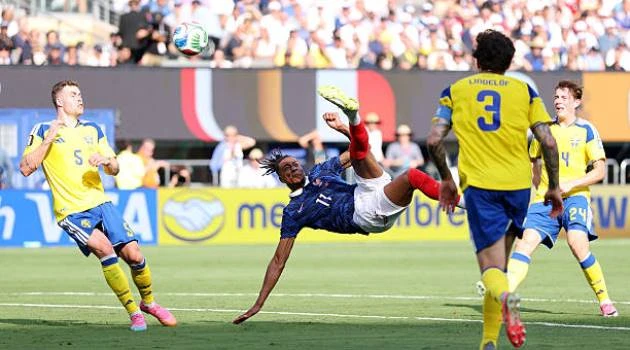 Chìa khóa vạn năng của 8 anh hào tứ kết World Cup