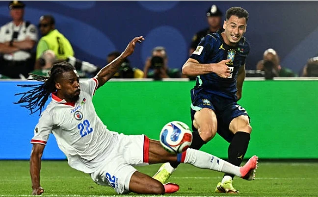 Chiến thắng đưa Brazil vượt mặt kỷ lục của Đức tại World Cup Chiến thắng đưa Brazil vượt mặt kỷ lục của Đức tại World Cup