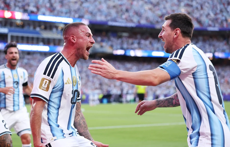 Cơn kiệt quệ thể lực thử thách bản lĩnh chịu khổ của Argentina Cơn kiệt quệ thể lực thử thách bản lĩnh chịu khổ của Argentina
