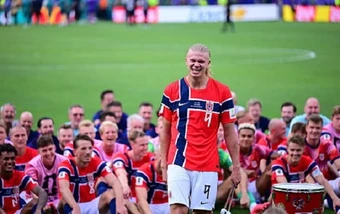 Cơn lốc Viking nhấn chìm vũ điệu Samba