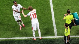 Cú xoay bài của Tuchel giúp tuyển Anh lội ngược dòng