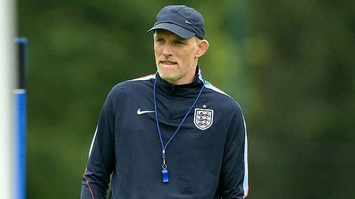 Đã đến lúc Tuchel gạt Konsa để chọn Marc Guehi Đã đến lúc Tuchel gạt Konsa để chọn Marc Guehi
