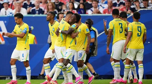 Dàn sao thăng hoa giúp Brazil khẳng định vị thế ứng viên