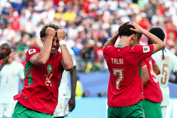 Đằng sau màn trình diễn thảm hại của Morocco trước tuyển Pháp Đằng sau màn trình diễn thảm hại của Morocco trước tuyển Pháp