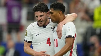 Declan Rice trở thành giải pháp cứu cánh cho hàng thủ tuyển Anh