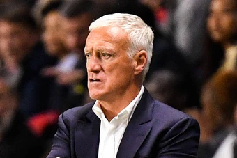 Deschamps chấn chỉnh thái độ của các ngôi sao tuyển Pháp