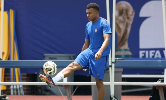 Deschamps khẳng định Mbappe đạt 100% thể lực đấu Tây Ban Nha Deschamps khẳng định Mbappe đạt 100% thể lực đấu Tây Ban Nha