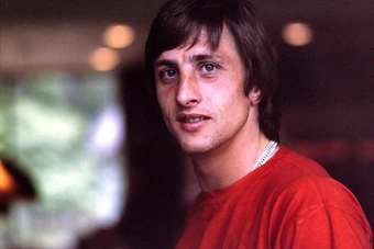 Di sản bất tử của Johan Cruyff từ vết gãy Munich 1974