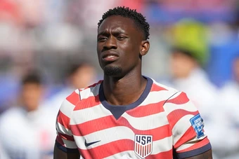 Điều 27 của FIFA: "Lỗ hổng" pháp lý đưa Folarin Balogun trở lại sân cỏ
