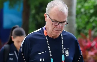 Điều gì đẩy Uruguay của Bielsa vào khủng hoảng?