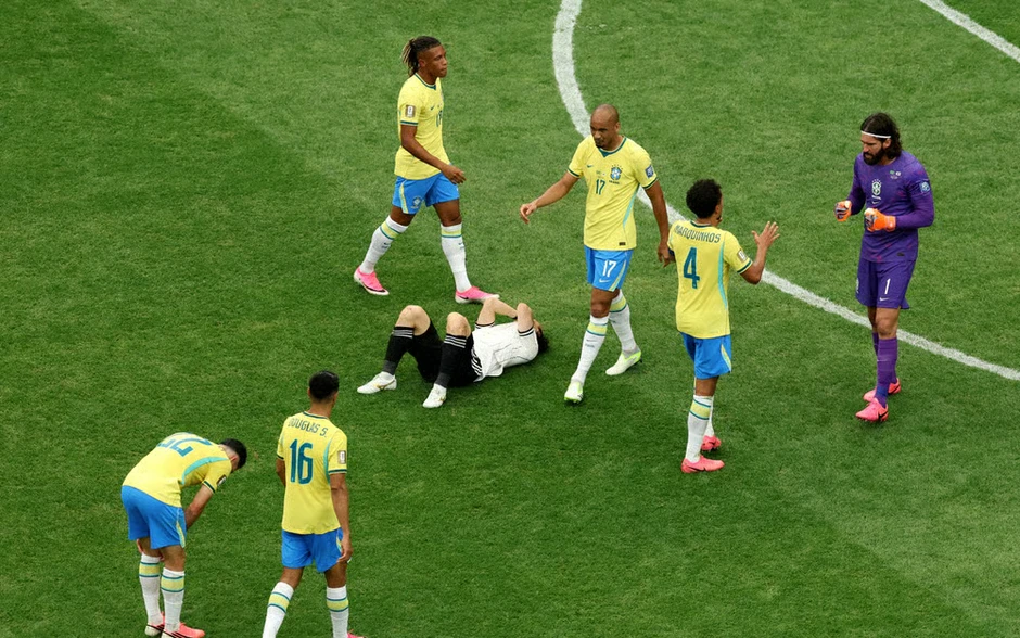 Đòn tạt cánh thực dụng giúp Brazil giải mã Nhật Bản Đòn tạt cánh thực dụng giúp Brazil giải mã Nhật Bản