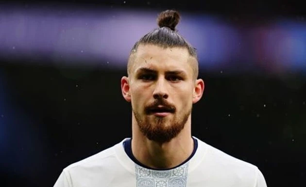 Dragusin sắp chia tay Tottenham để trở lại Serie A khoác áo Fiorentina