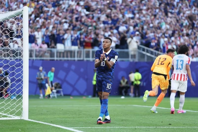 FIFA phẫn nộ, Paraguay thanh minh vụ miệt thị Mbappe FIFA phẫn nộ, Paraguay thanh minh vụ miệt thị Mbappe