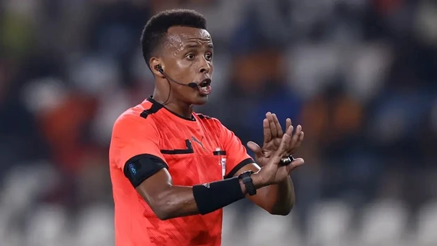 FIFA trả đủ lương World Cup cho trọng tài bị Mỹ trục xuất FIFA trả đủ lương World Cup cho trọng tài bị Mỹ trục xuất